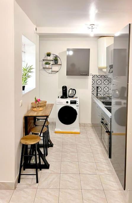 Cosy Appart. Aux Portes De Paris Вильжюиф Экстерьер фото